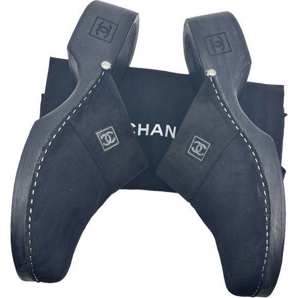 Chanel Logo Suede Slip On Clogs - Picture 6 of 11